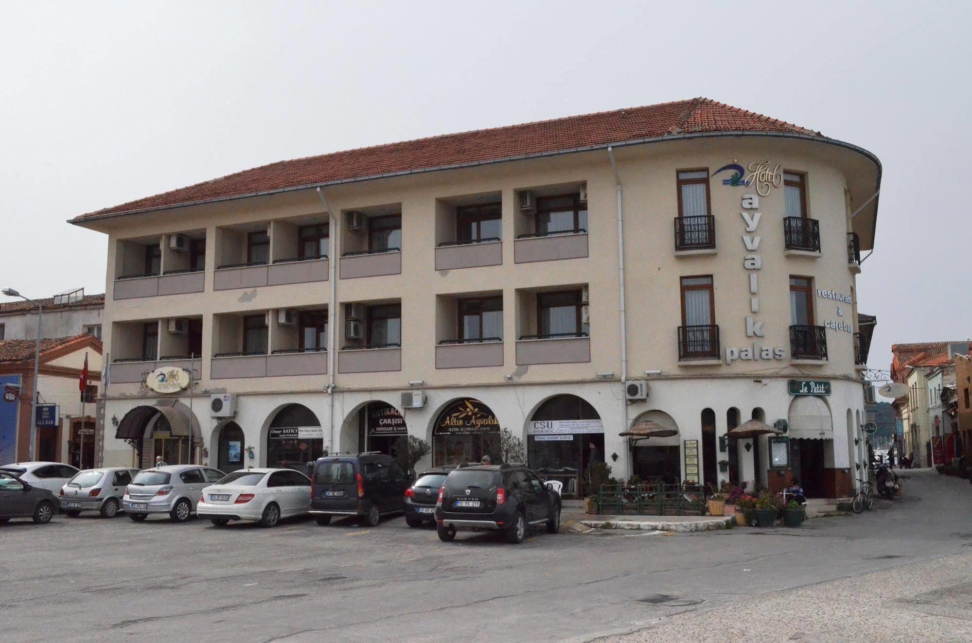 Ayvalik Palas Hotel Экстерьер фото